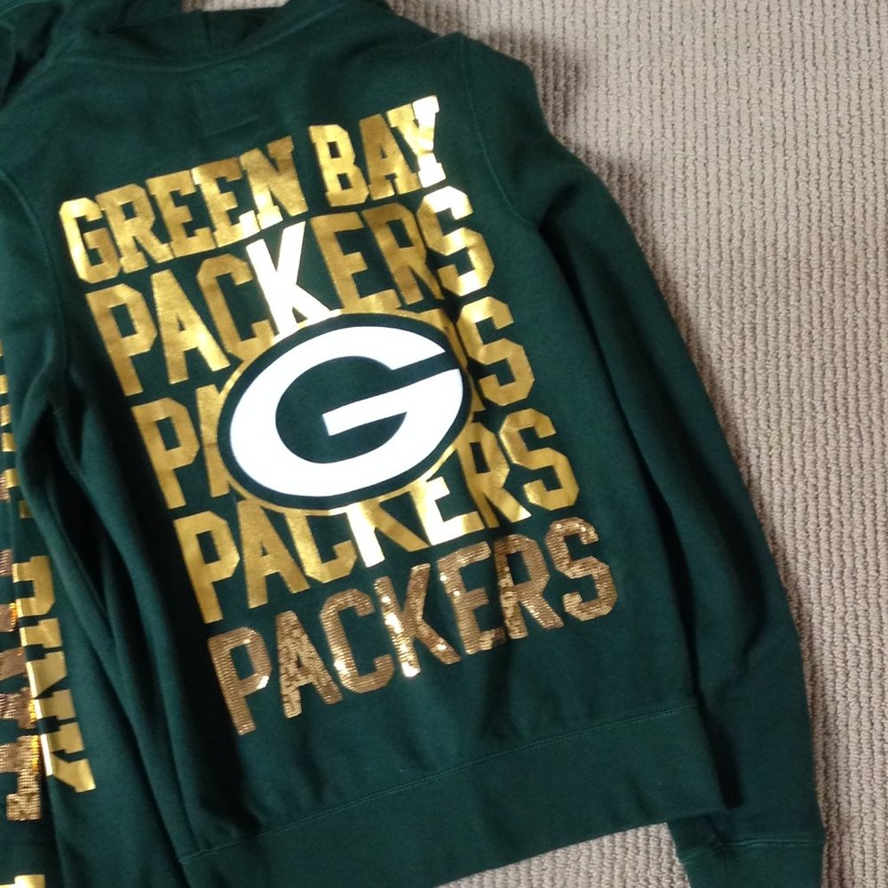 Victoria's Secret PINK Green Bay Packer Sweatshirt